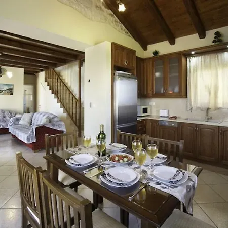Sleeps 6 Pool Air Con Wifi Villa Psilithrias